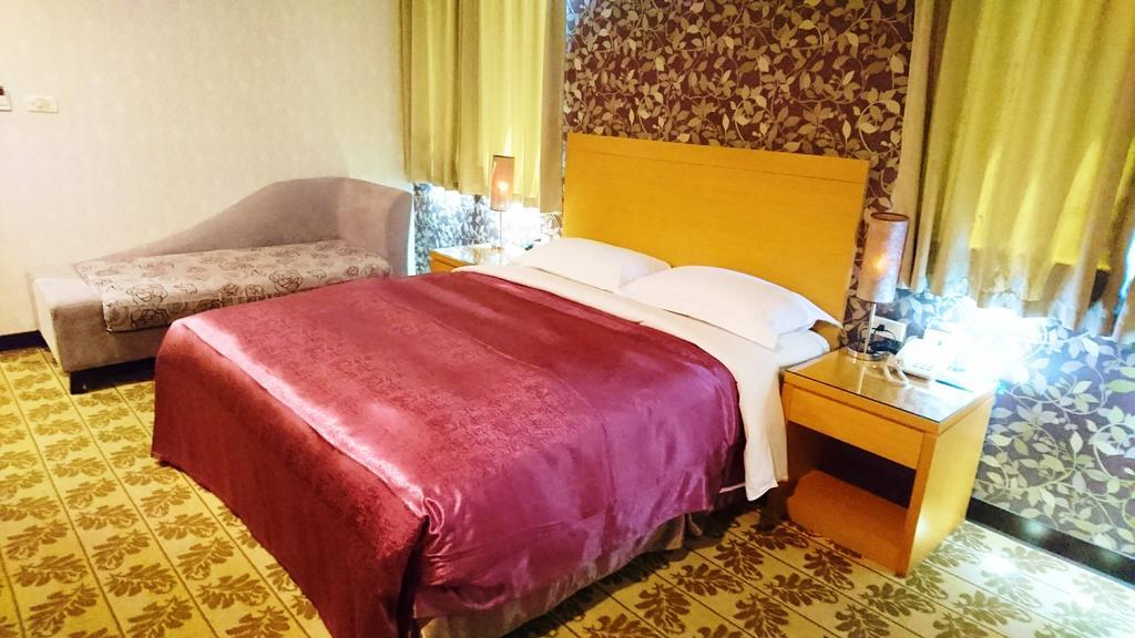 Metropolis Hotel Taoyuan Luaran gambar