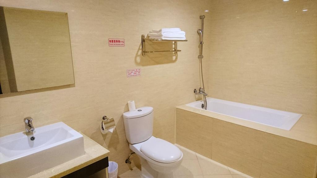 Metropolis Hotel Taoyuan Luaran gambar